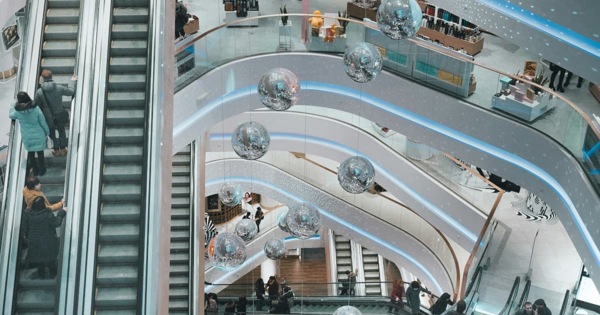 Coofandy Shirts Combine Comfort and Style for Modern Men's Wardrobes